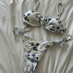 Hollister Bikini Set